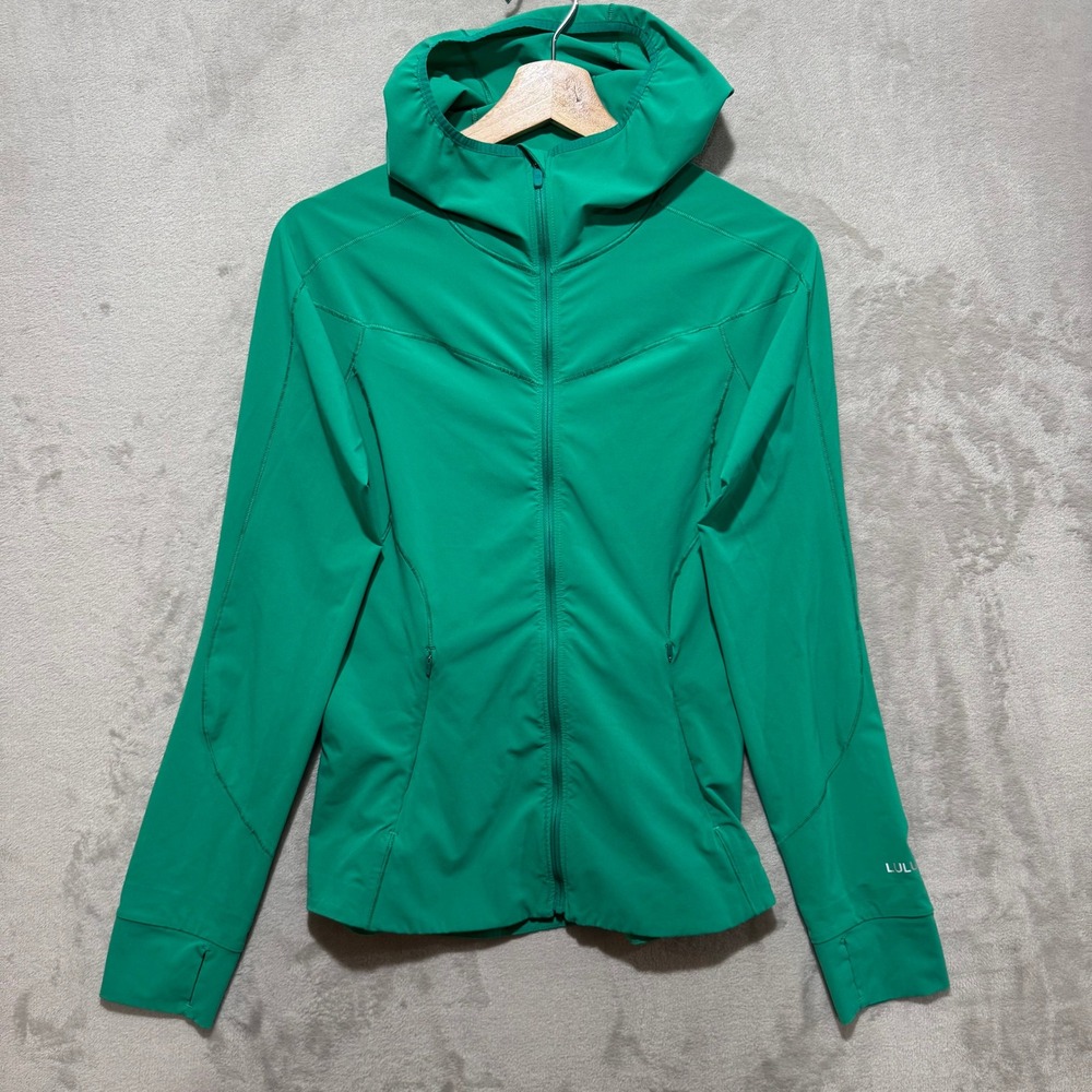 Lululemon Mist Over Windbreaker Jacket Green‎ Size 4 Hooded Running Gym